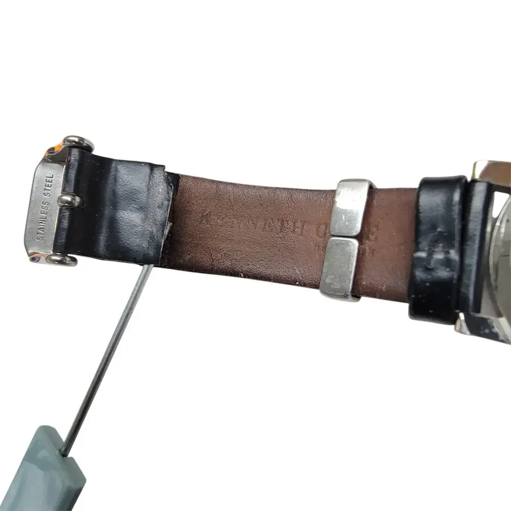 Kenneth Cole New York Mens Watch White Dial Date Black Leather Band Water 50M